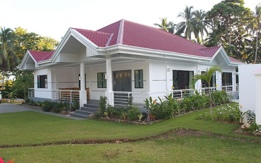 Bohol White House Bed & Breakfast Lila Exterior photo