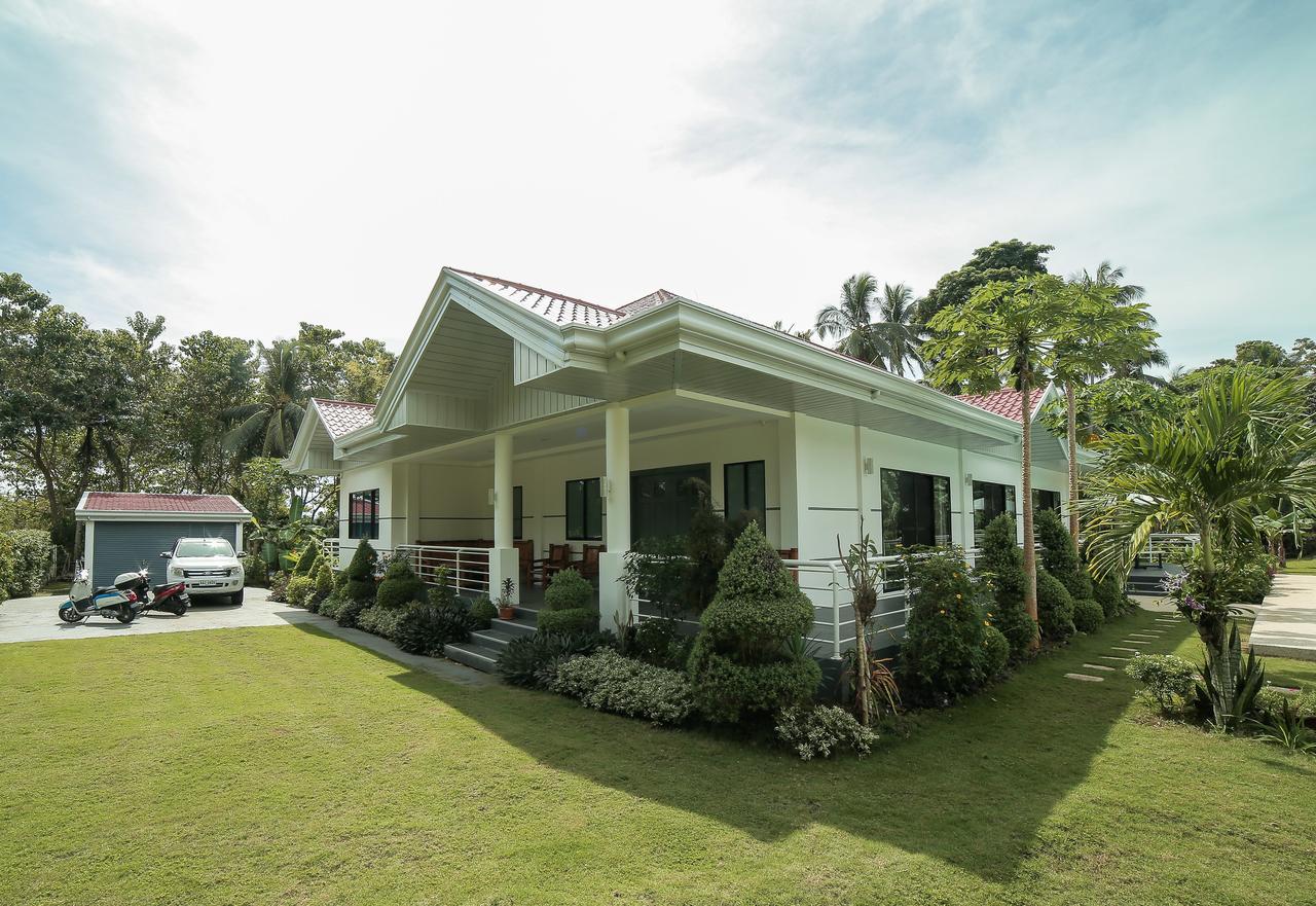 Bohol White House Bed & Breakfast Lila Exterior photo